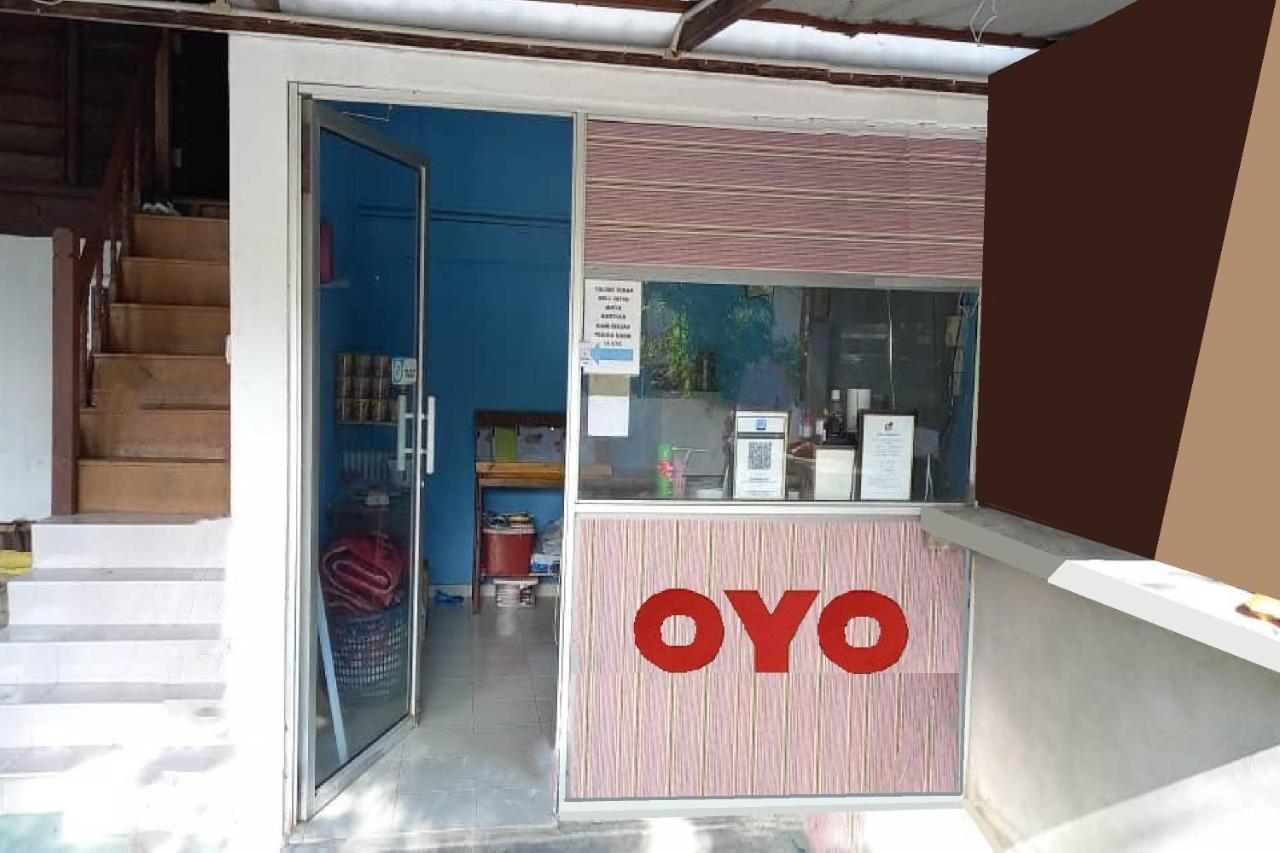 Oyo 90176 D'Cruz Sunrise Villa パンタイ・サナング エクステリア 写真