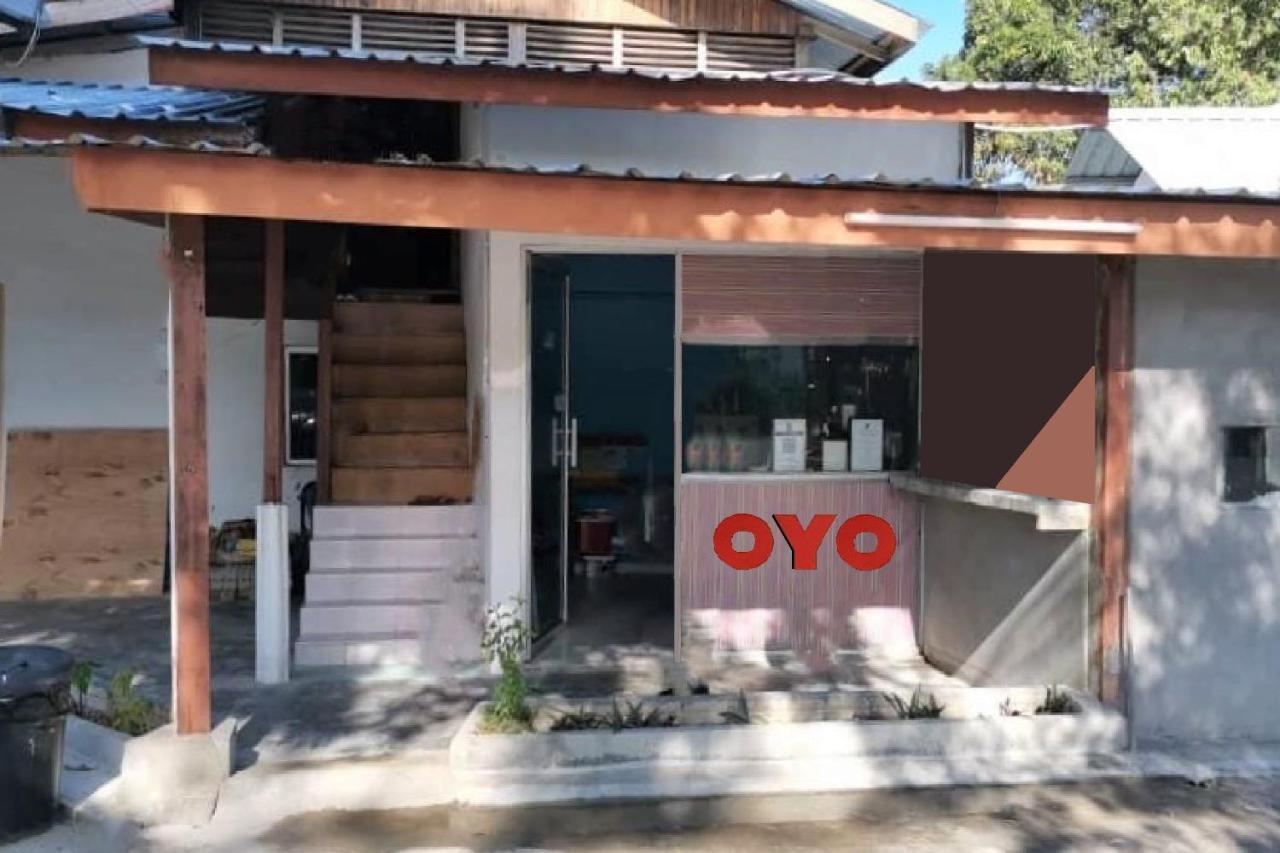 Oyo 90176 D'Cruz Sunrise Villa パンタイ・サナング エクステリア 写真