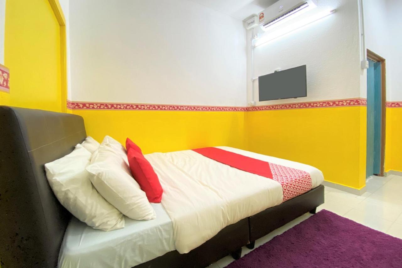 Oyo 90176 D'Cruz Sunrise Villa パンタイ・サナング エクステリア 写真