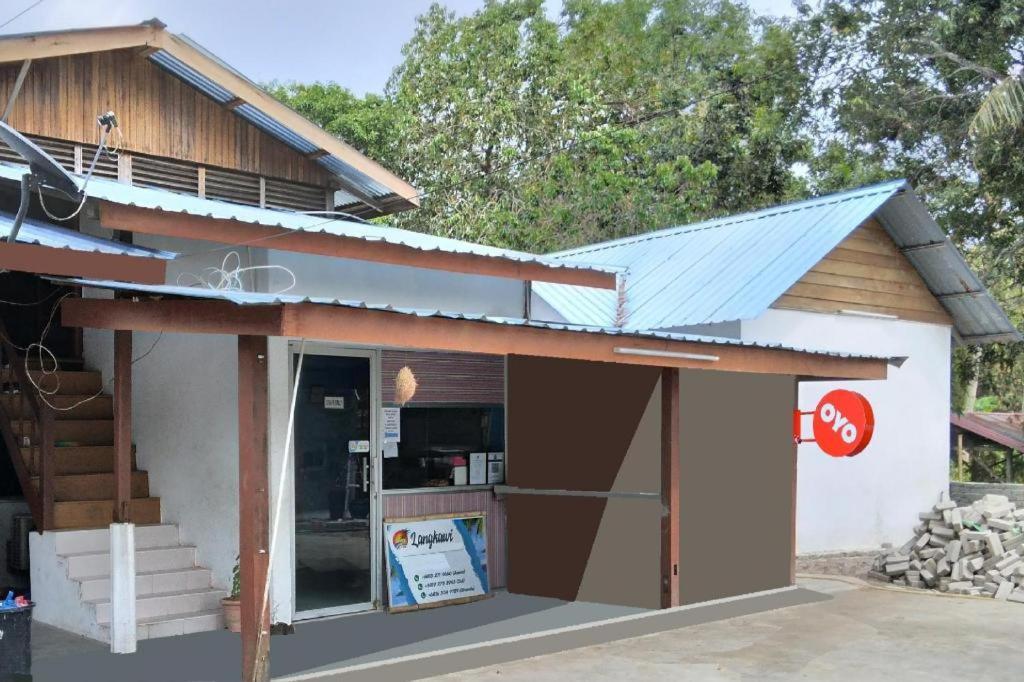 Oyo 90176 D'Cruz Sunrise Villa パンタイ・サナング エクステリア 写真